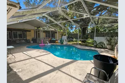 10569 Dixon Drive, Seminole, FL 33772 - Photo 18