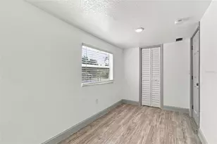 2110 E Ellicott St, Tampa, FL 33610 - Photo 24