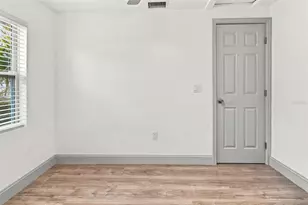 2110 E Ellicott St, Tampa, FL 33610 - Photo 22