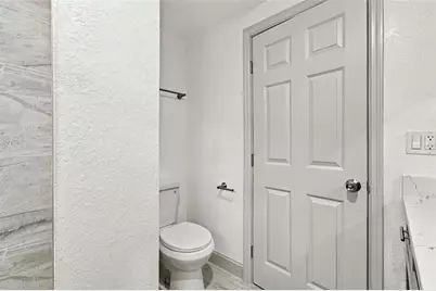 2110 E Ellicott Street, Tampa, FL 33610 - Photo 18