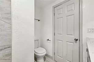 2110 E Ellicott St, Tampa, FL 33610 - Photo 18