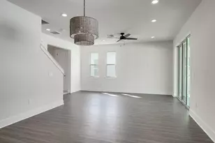 2076 Paragon Cir W, Clearwater, FL 33755 - Photo 20