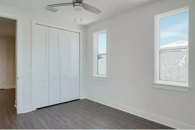 2076 Paragon Circle W, Clearwater, FL 33755 - Photo 58