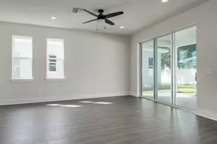 2076 Paragon Cir W, Clearwater, FL 33755 - Photo 18