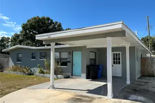 1860 70th Cir N, Saint Petersburg, FL 33702 - Photo 2
