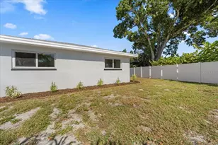 213 Park St N, Saint Petersburg, FL 33710 - Photo 48