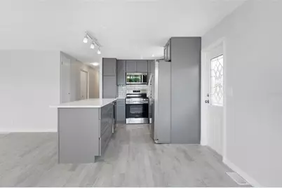 460 Mount Oak Avenue NE #745, Saint Petersburg, FL 33702 - Photo 8