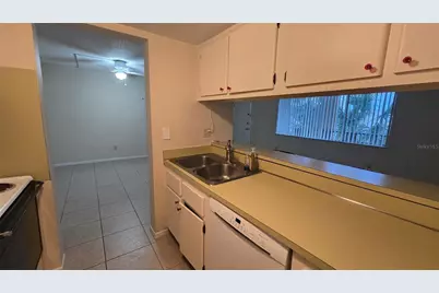 2525 W Bay Drive #C33, Belleair Bluffs, FL 33770 - Photo 16