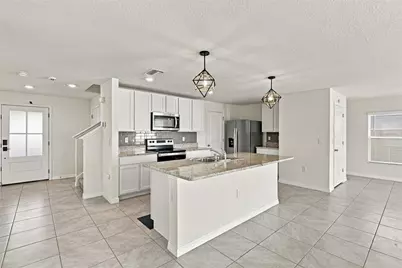 12172 Lily Magnolia Lane, Riverview, FL 33569 - Photo 8