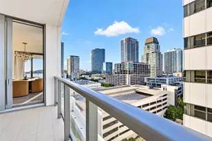 301 1st St S, Saint Petersburg, FL 33701 - Photo 32