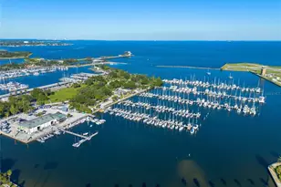 301 1st St S, Saint Petersburg, FL 33701 - Photo 2