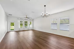 19430 Paddock View Dr, Tampa, FL 33647 - Photo 4