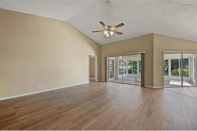 2113 Sterling Glen Court, Sun City Center, FL 33573 - Photo 20