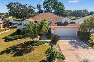 2113 Sterling Glen Ct, Sun City Center, FL 33573 - Photo 1