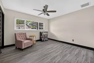 628 64th St N, Saint Petersburg, FL 33710 - Photo 36