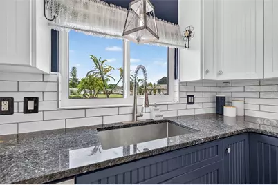 628 64th Street N, Saint Petersburg, FL 33710 - Photo 14