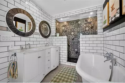 628 64th Street N, Saint Petersburg, FL 33710 - Photo 30