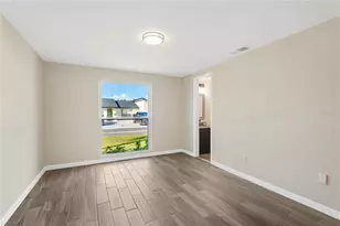 9406 Glenrosa Ct, Tampa, FL 33615 - Photo 14