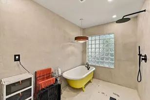 7017 N Willow Ave, Tampa, FL 33604 - Photo 22