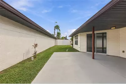 7133 Silvermill Drive, Tampa, FL 33635 - Photo 32
