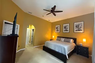 8323 King Blossom Ct, Tampa, FL 33615 - Photo 18
