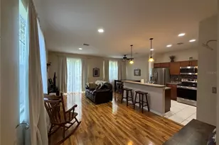 8323 King Blossom Ct, Tampa, FL 33615 - Photo 4