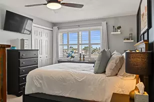9901 1st St E, Treasure Island, FL 33706 - Photo 32