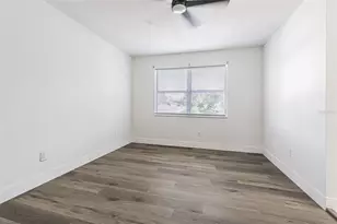 10305 Bramblewood Pl, Tampa, FL 33624 - Photo 16