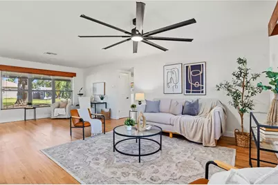 8338 41st Avenue N, Saint Petersburg, FL 33709 - Photo 8
