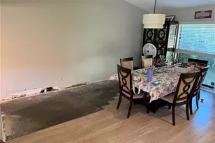 16307 E Course Dr, Tampa, FL 33624 - Photo 6