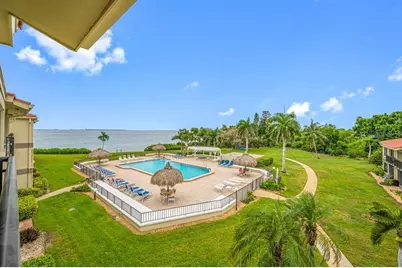 6372 Palma Del Mar Blvd S #319, Saint Petersburg, FL 33715 - Photo 1