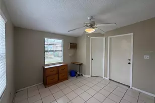 2933 W Walnut St, Tampa, FL 33607 - Photo 18