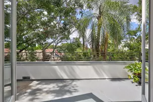 349 7th St S, Saint Petersburg, FL 33701 - Photo 28
