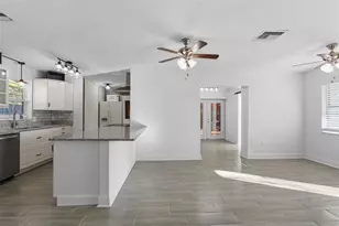3900 50th St N, Saint Petersburg, FL 33709 - Photo 16