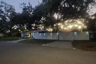 3900 50th St N, Saint Petersburg, FL 33709 - Photo 60