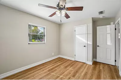 715 Papaya Drive, Tampa, FL 33619 - Photo 24