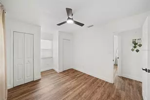 1228 56th Ave N, Saint Petersburg, FL 33703 - Photo 12