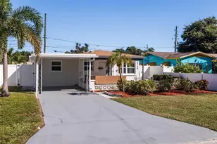 5769 Dartmouth Ave N, Saint Petersburg, FL 33710 - Photo 2