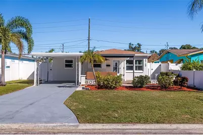 5769 Dartmouth Avenue N, Saint Petersburg, FL 33710 - Photo 1