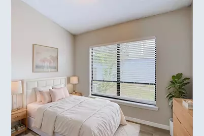 1960 Gregory Drive, Tampa, FL 33613 - Photo 34
