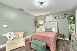 5110 Crestmore Ct, Tampa, FL 33624 - Photo 20