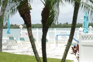 895 S Gulfview Blvd, Clearwater Beach, FL 33767 - Photo 8