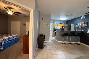 10764 70th Ave, Seminole, FL 33772 - Photo 8