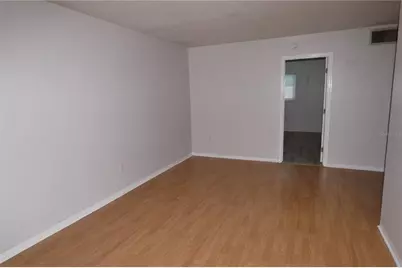 810 Tyrone Boulevard N #G-2, Saint Petersburg, FL 33710 - Photo 2