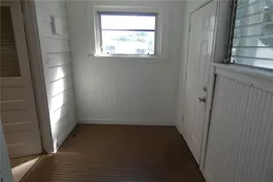 610 23rd Ave N, Saint Petersburg, FL 33704 - Photo 24