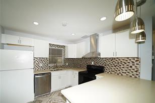 1111 61st Ave N - Photo 8