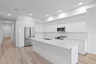 400 150th Ave, Madeira Beach, FL 33708 - Photo 20