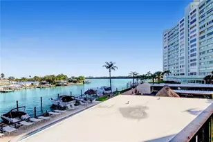 51 Island Way, Clearwater Beach, FL 33767 - Photo 40