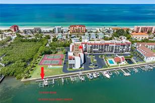 19111 Vista Bay Dr, Indian Shores, FL 33785 - Photo 1