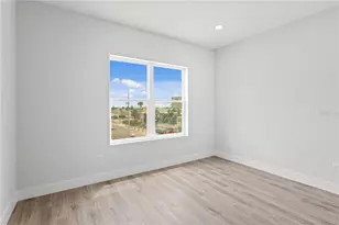 11605 1st St E, Treasure Island, FL 33706 - Photo 22